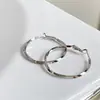 Pendientes de Aro Grandes Ola Retorcida, Simples y Versátiles, Pendientes de Alta Gama, Estilo Genial, Pendientes de Aro Lisos Brillantes