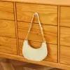Nuevo diseño de nicho francés bolso de axila de cuero suave de alta gama bolso baguette de un solo hombro bolso baguette Primavera 2026 bolso de mujer