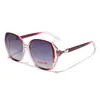 Óculos de Sol Femininos Vintage de Armação Grande com Lentes Polarizadas de Alta Definição, Armação de PC, Hastes com Design de Strass e Laca, Óculos de Sol Elegantes para Proteger do Sol