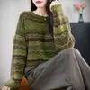 Design de nova camisa básica de outono e inverno com gola redonda para mulheres, estilo lazy, suéter solto de malha fina listrado em dois tons, estilo lã.