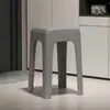 Banqueta de plástico para uso doméstico, espessa e resistente, empilhável, banqueta quadrada com assento macio acolchoado, moderna e simples, banco antiderrapante para mesa de jantar, banqueta alta