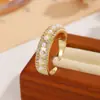 Anel Duplo C de Pérola Exquisito Francês Conjunto de Duas Peças Elegante Versátil Zircônia Incrustada Anel Aberto Ajustável para Mulheres