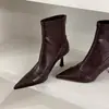 Botines de tacón alto de punta fina estilo francés para mujer, botas ajustadas de cuero suave, botas de moda versátiles y elegantes, patchwork retro negro