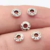 6X6X1,8mm, Diâmetro do Furo Aproximadamente 2,4mm, 0,19g, Cor Prata Antiga, Contas Espaçadoras Redondas com Textura Martelada