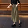 Saia Feminina Casual Retrô 2026 Primavera e Outono Nova Moda Estilo Preguiçoso Emagrecedora Comprimento Médio Saia Evasê
