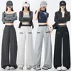 Foto Real de Calça Color Block com Barra Curva 2026 Novo Estilo de Primavera Design Patchwork Solta Emagrecedora Caimento Leve Calça de Moletom Esportiva Calça de Perna Larga