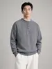 Suéter Henley Gris Estilo Old Money para Hombre, Invierno Engrosado Falso Dos Piezas Tejido de Punto Trenzado Rayado Capa Interior Camisa Base