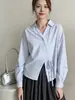 Camisa de Mujer con Cuello en V, Diseño Irregular Diagonal, Estilo Coreano, Nueva Colección Primavera y Otoño 2026, Blusa Top con Parches de Encaje, Nicho