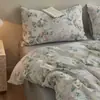Conjunto de cama de quatro peças em gaze de algodão puro de camada dupla, estilo pastoral com estampa floral, lençol de cama de algodão puro, capa de edredom, pode ser dormido nu, roupa de cama