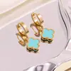 Conjunto Brilhante de Trevo de Quatro Folhas Aço Titânio Banho de Ouro Real Pulseira Colar Brincos à Prova d'Água Sem Desbotamento Venda Direta da Fábrica