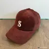 Gorra de Béisbol de Pana Estilo Japonés Bordado Letra S Pareja Estudiante Casual Versátil Ala Ancha Adelgazante Facial Tendencia