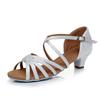 Crianças de sola macia Latin Dance Shoes Crianças de salto alto sapatos de dança Meninas Dança profissional Dança Sapatos Branco Competição Teste