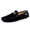 Mocassins masculinos transfronteiriços de camurça tamanho pequeno, sapatos casuais slip-on para dirigir para casais, sapatos casuais masculinos tamanho grande