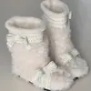 Botas de Nieve Redondas de Felpa Estilo Dulce de Diseño Exclusivo para Mujer, Zapatos Cortos de Algodón Cálidos Forrados de Felpa de Invierno con Lazo y Remaches