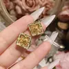 Aretes Doble Flor Camelia Ópera Italiana Bucciarati Rombo de Encaje Glaseado Trébol de Cuatro Hojas Anillo Abierto