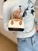 Mini bolso portátil de moda para mujer, novedad de verano 2024, bolso de concha a juego con colores contrastantes, bandolera de hombro.