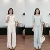 Conjunto casual de renda em estilo inspirado em Chanel, nova coleção de verão para mulheres, com uma vibe 'old money' e um conjunto de duas peças de alta qualidade e elegante