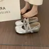 Sapatos Mary Jane Estilo Noite Francesa para Mulheres 2025 Outono Novo Solado Macio Não Cansativo Aumento Interno Boca Rasa Sapatilhas