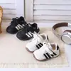 Zapatos Andador para Bebé Otoño Nuevo Estilo Niños y Niñas Suela Suave Antideslizantes Velcro Zapatos para Niños Bebé Color Bloque Negro y Blanco Zapatos Deportivos