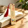 Estilo Familiar Lema Familiar Temático Marcador de Página de Bambu Nan Estilo Chinês Borla de Seda de Gelo Embalagem de Saco de Papel de Couro de Vaca Unidade Escolar Presente Cultural e Criativo