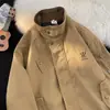 Chaqueta de trabajo bordada retro estilo japonés para hombres y mujeres, corte holgado, adecuada para parejas, con cuello de solapa, adecuada para otoño e invierno, prenda exterior de primavera con múltiples bolsillos