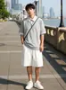 Camiseta de Manga Corta con Parches de Cuello de Camisa Rayado Falso de Dos Piezas Unisex Estilo Universitario Juvenil Casual Holgado