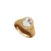 Anillo Principal de Diamante Ovalado de Cobre Vintage Estilo Europeo con Diseño Hueco Tallado, Anillo de Diamante de Imitación, Versátil y Elegante, Joyería Transfronteriza al por Mayor