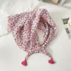Pañuelo pequeño cuadrado de algodón y lino con borlas de 58 cm Protector de cuello Bufanda suave Pañuelo decorativo para la cabeza Pañuelo floral Retro Pequeño Fresco