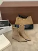 Botas de moda Chuyuji estilo europeo y americano con tacón de cuña y punta fina para mujer, nuevo modelo 2026, elegantes botas cortas estilo Martin con cremallera trasera