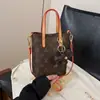 Bolsa Pequeña para Teléfono de Mujer 2026 Nuevo Bolso de Mano Elegante Estampado Moderno de Gama Alta Versátil Bolso de Hombro Único Cruzado
