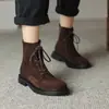 Nuevas botas Martin con cordones 2023 Botas de mujer estilo británico esmeriladas tacón medio botas cortas casuales 40-43 botas de comercio exterior