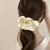 Scrunchie de Cetim Extra Grande para Mulheres com Toque de Luxo, Novo Estilo 2025 Coqueador de Cabelo, Faixa de Cabelo, Acessório de Cabelo