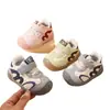 Zapatillas deportivas para niños 2026 primavera y otoño nuevo modelo zapatos para bebé zapatos para caminar infantil zapatillas para caminar para niños y niñas Zapatos de entrenamiento alemanes
