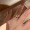 Producto Popular de Xiaohongshu: Anillo de Diamante con Forma de Herradura y Gota de Agua, Forma de Pera, Lágrimas de Sirena, Lujo Ligero, Anillo para Dedo Índice de Gama Alta de Nicho