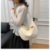 Nova bolsa de antebraço 2024 bolsa de ombro fashion para mulheres para o dia a dia bolsa mensageira simples casual bolsa feminina atacado