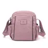Bolso cruzado casual multifuncional de zorro colorido, bolso cruzado pequeño nuevo, moderno y elegante, bolso ligero y versátil para debajo del brazo