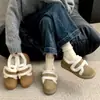 Sapatos femininos quentes de pelúcia com sola grossa 2026 novos mocassins slip-on Birkenstock de inverno mocassins peludos sapatos de algodão
