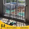 Cercas de pared, cercas de hierro forjado para fábricas y escuelas, cercas de pared exteriores para patios, barandales de aislamiento para balcones, cercas de acero galvanizado