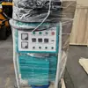 Máquina de Spray de Espuma de Poliuretano para Exportación a Rusia Material AB 1:1 Máquina Espumadora Techo de Almacén Frío Aislamiento de Pared Exterior