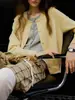 Cardigan de Tricô Liso Estilo Francês Slim Fit Falso Duas Peças Suéter Versátil Outono 2025