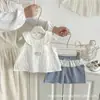 Conjunto de Verão para Meninas 2026 Novo Estilo Top sem Mangas e Shorts para Bebês, Roupa de Verão para Bebês e Crianças Pequenas Conjunto de Duas Peças