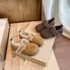 Sapatos Pequenos de Couro Macio Antiderrapantes para Meninas 2026 Outono Novo Estilo Crianças Velcro Estilo Birkenstock Princesa Mais Veludo Sapatos Casuais