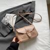 Costura simples Textura Bag Mulheres 2024 Novo Verão Popular Lazer Estilo Ocidental Commuter Shoulder Crossbody Bag