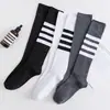 Calcetines Largos Asimétricos Estilo Japonés para Mujer Otoño e Invierno Calcetines Casuales de Algodón a Rayas Hasta la Rodilla Calcetines Altos Jk Calcetines de Mujer de Moda