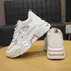 Sapatos Torre Feminino 2023 Novos Sapatos Primavera e Outono Casual Esportivo Sapatos Femininos Cano Baixo Sola Grossa Aumento Emagrecimento Sapatos Brancos