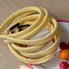 Diadema de Tela Amarilla Simple y Elegante para Mujer, Versátil para Salidas de Verano, Diadema de Corona Alta con un Toque de Lujo, Popular en Redes Sociales, Pinza para el Cabello para Lavarse la Cara