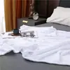 Manta de flanela dupla face para quatro estações, manta de lazer de uso duplo, lençol de cama de veludo de leite premium, colcha multifuncional para ar condicionado