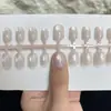 Uñas Diarias Nude Ojo de Gato Perlado con Fleco Lateral, Uñas Portables, Puntas de Uñas Desmontables, Uñas Postizas de Alta Gama, Nuevas Uñas Portables
