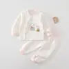 Pijama de cachorro de fresa para bebé, conjunto de dos piezas, conjunto de ropa de otoño para bebé de algodón puro Clase A, capa base para niños
