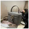 Bolsas Retrô Transfronteiriças, Bolsas Tote Coreanas de Nicho para Mulheres, Novos Modelos Transfronteiriços, Bolsas de Ombro Simples Casuais de Grande Capacidade para o Dia a Dia